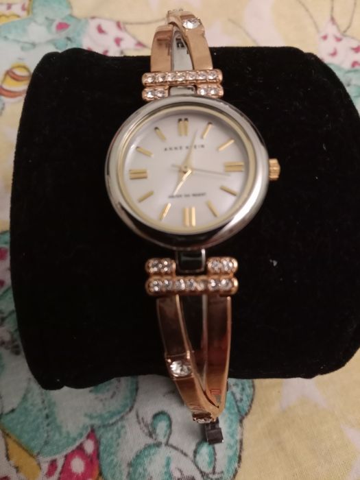 Часы женские наручные