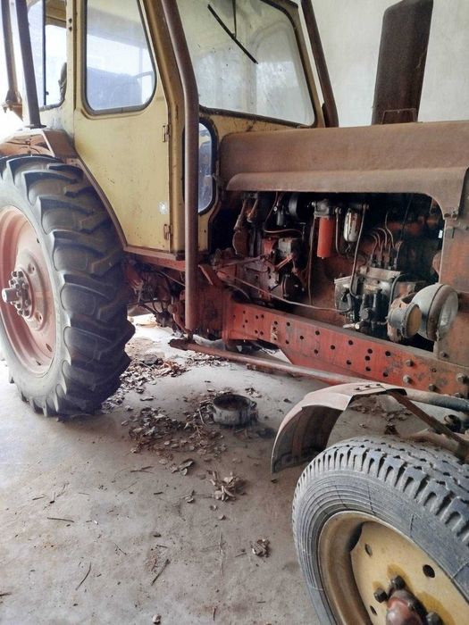 Разпродажба на селскостопанска техника