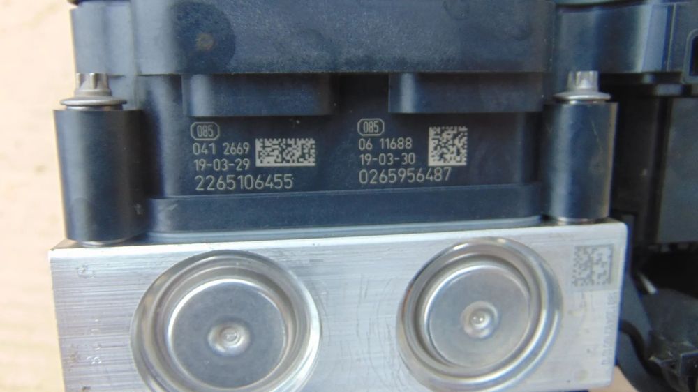 Modul abs Nissan qashqai 2013-2021 ecu calculator abs dezmembrez