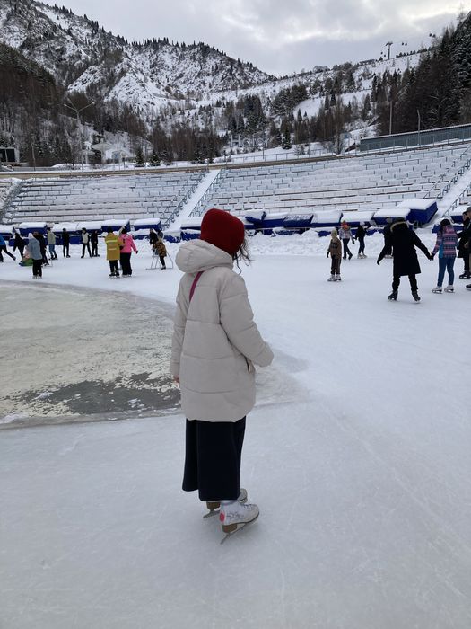 Куртка OYSHO продаю