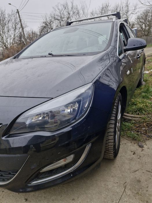 Vând opel astra j Activ 1.6 benzină gaz euro 6