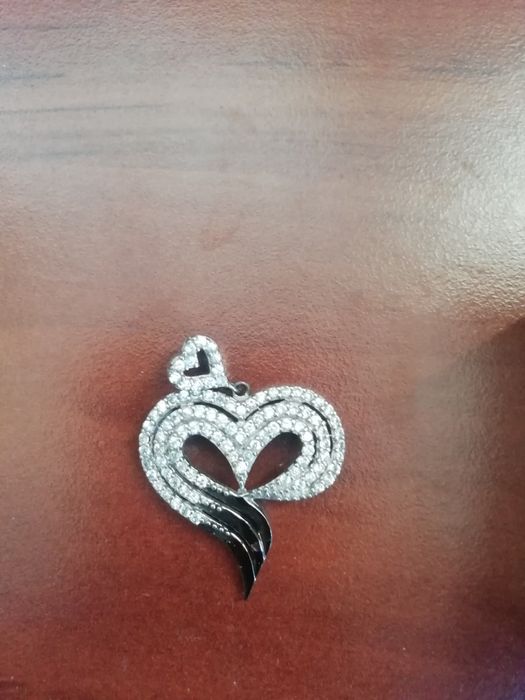 Сребърно колие