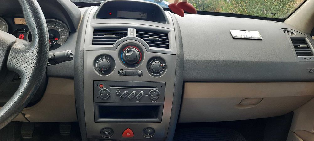 Vand Renault Megane Sedan 1,6