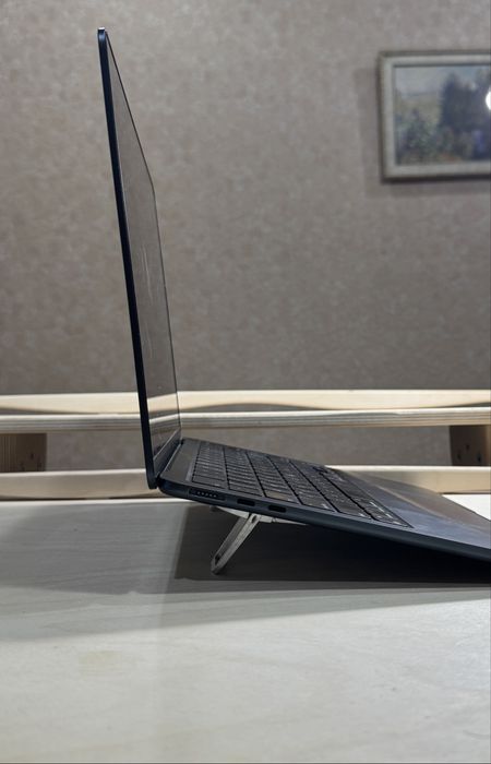 Macbook Air M2 8/256 + Magic Mouse 2 Срочно