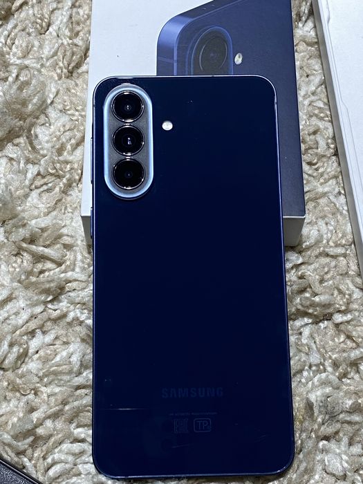 Samsung galaxy a57