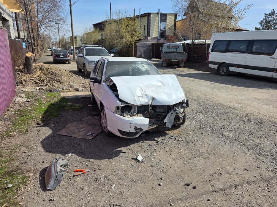 Продам машину Daewoo Nexia 2