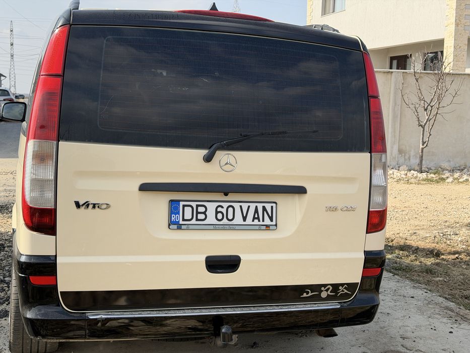 De vanzare Mercedes Benz Vito 8+1 Automat