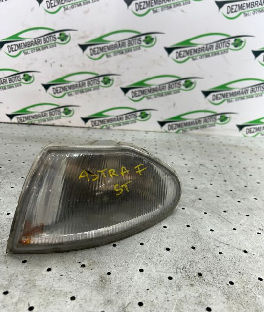 Lampa semnalizare fata stanga Opel Astra F (facelift)