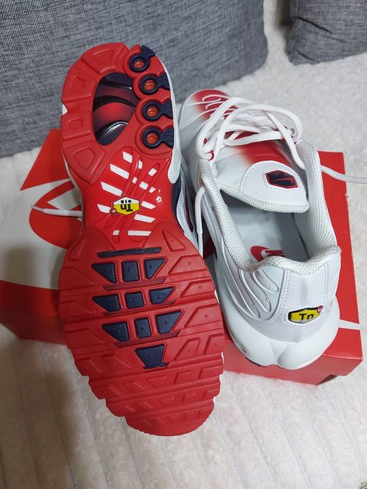 Adidasi Nike Air Tn.