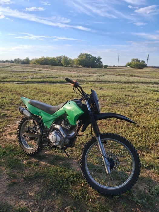 Продам Лифан 200