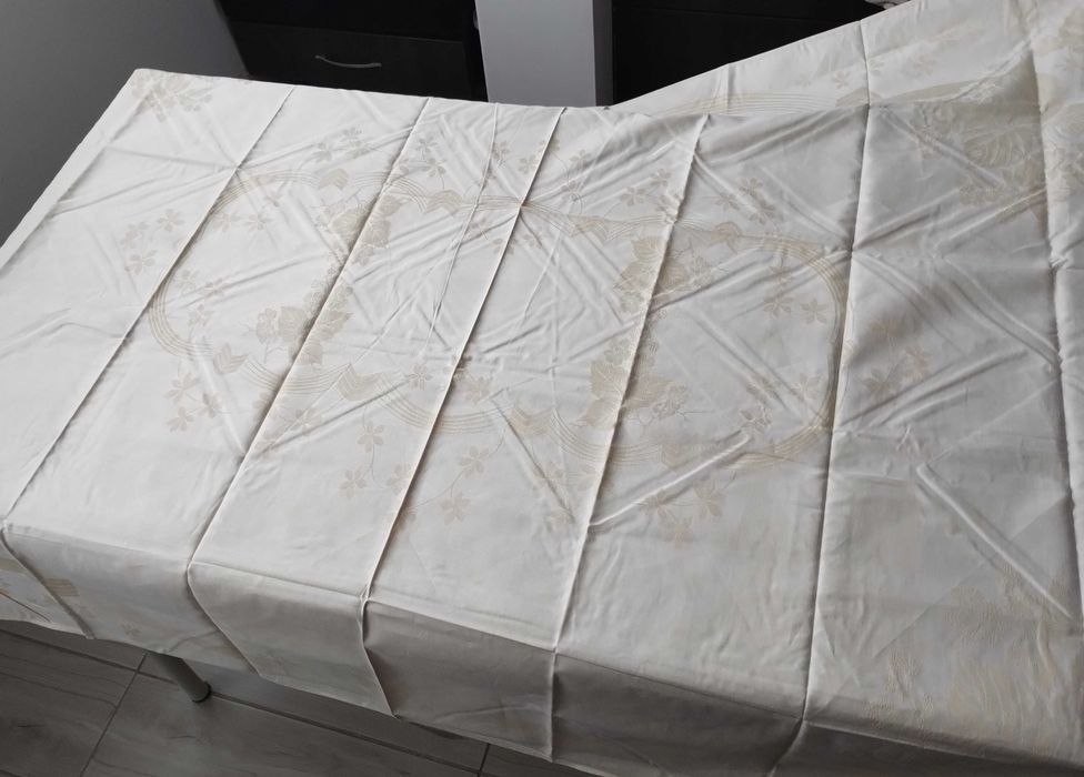 Покривка за маса (160 х 120 см. памук)/Калъфки перкал, Каламкари