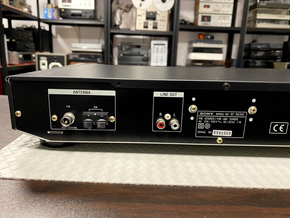 Тунер радиоприемник Sony