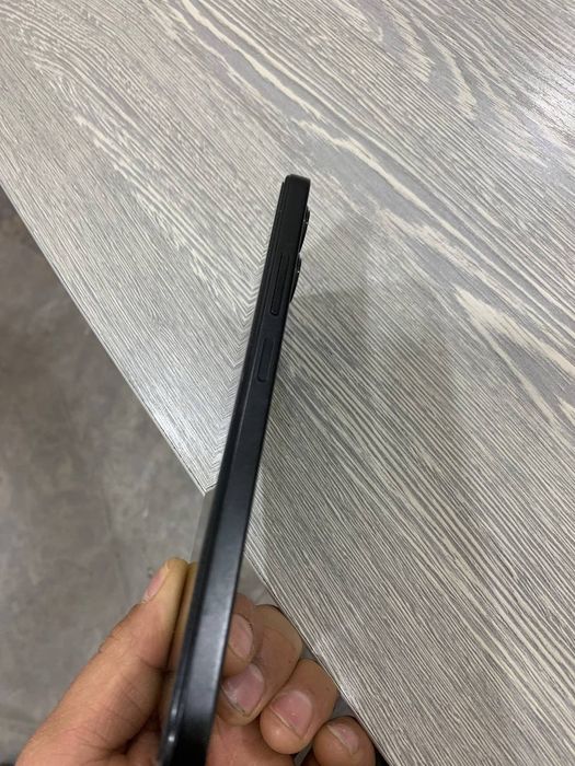 Redmi 12  8/256  karobka yoq holati zor aybi  yoq
