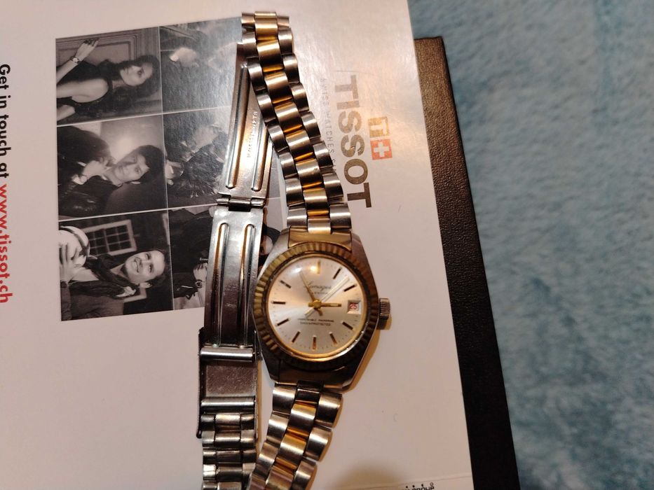 Vând ceas mecanic dama perfect functional