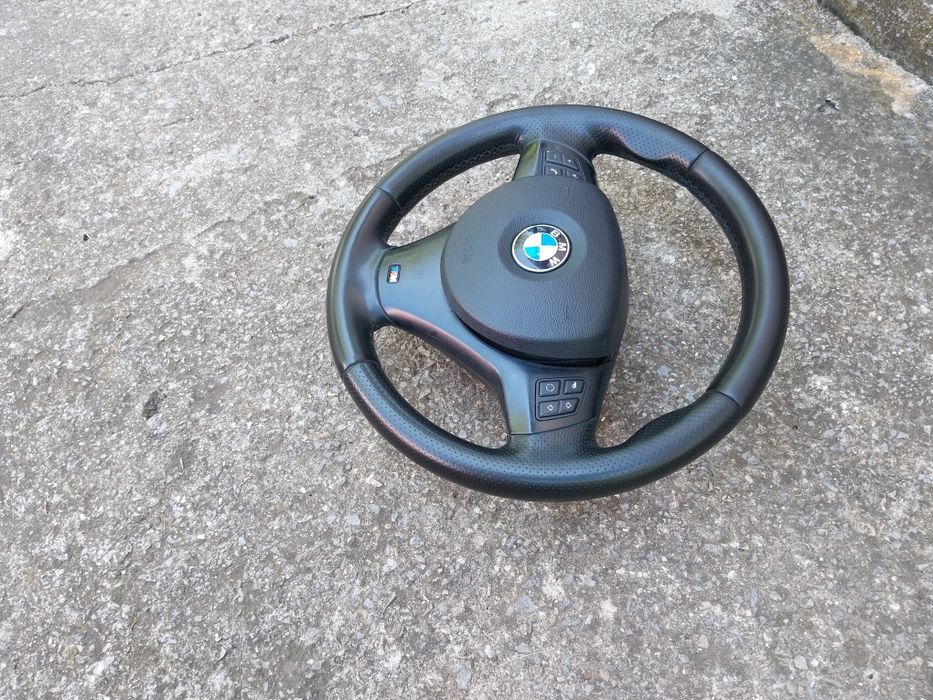 Оригинален Кожен М волан Бмв/Bmw E81 E83E87 E90 E91 E92 E93
