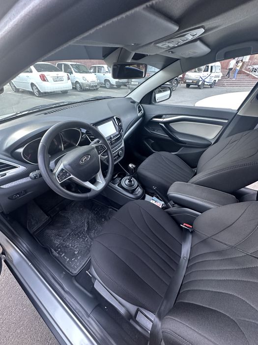 Lada Vesta Cross SW (2019)