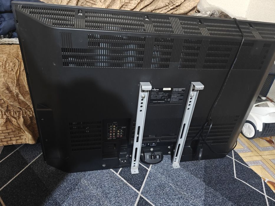 Продается телевизор Toshiba