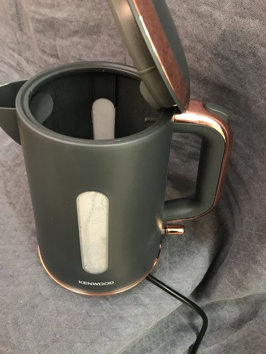 Ел. Кана Kenwood