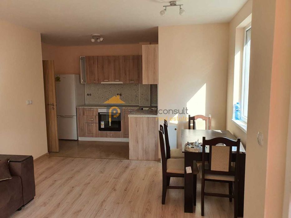 Продава се Двустаен апартамент в Пловдив, Въстанически - 65 кв.м за 5 €/кв.м - Снимка #1