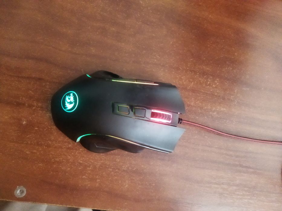 Продам игровую мышку