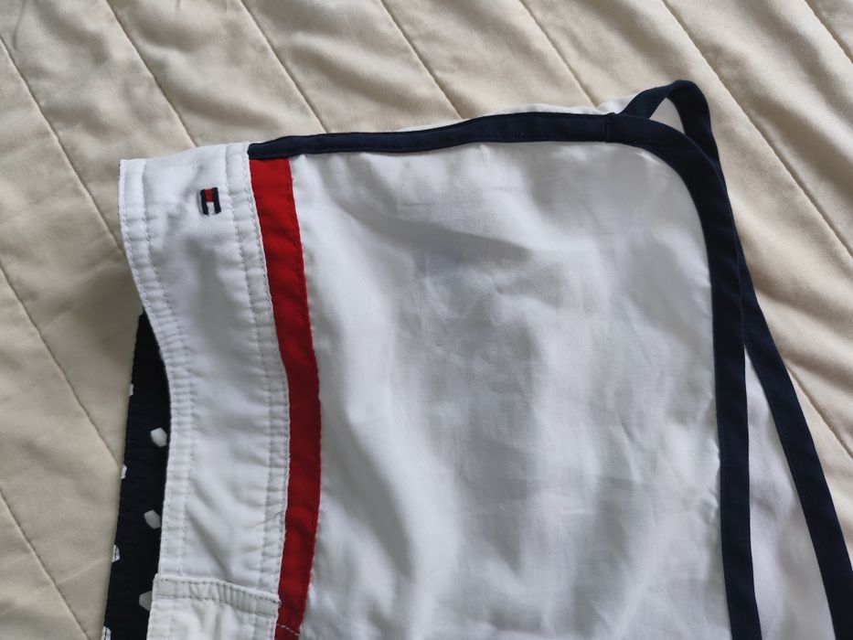 Къси гащички Tommy Hilfiger размер S