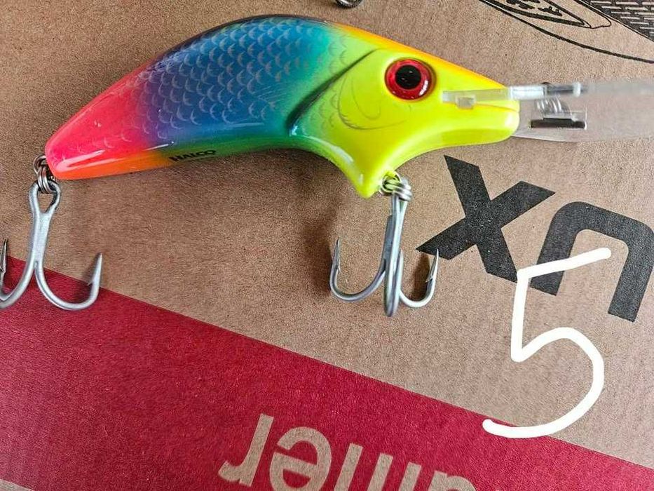 Комплект Воблери за бяла риба и сом-може и поотделно