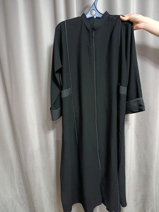 Длинное платье с замком