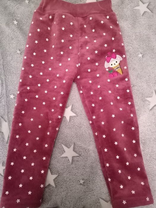 Брюки на 2 года и кофты на 4-5 лет