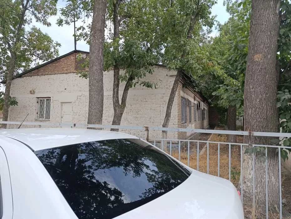 Продаётся здание,  Сергелийский район 1300 м2