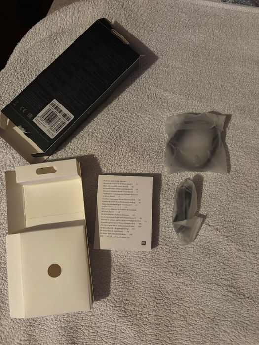 Смарт часовник Xiaomi Mi Smart Band 6