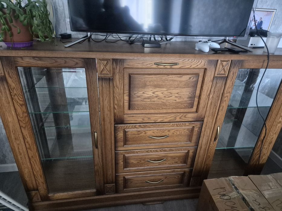 Комод, массив дуба