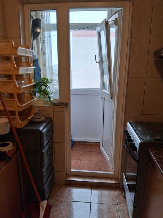 Vanzare aparament 3 camere