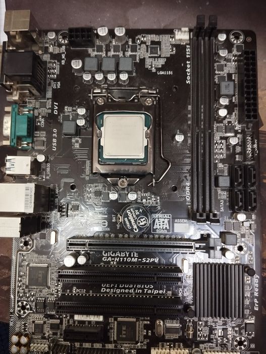 Продам материнку