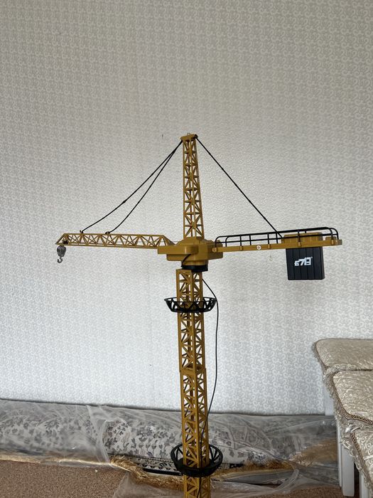 Продам Игрушку кран