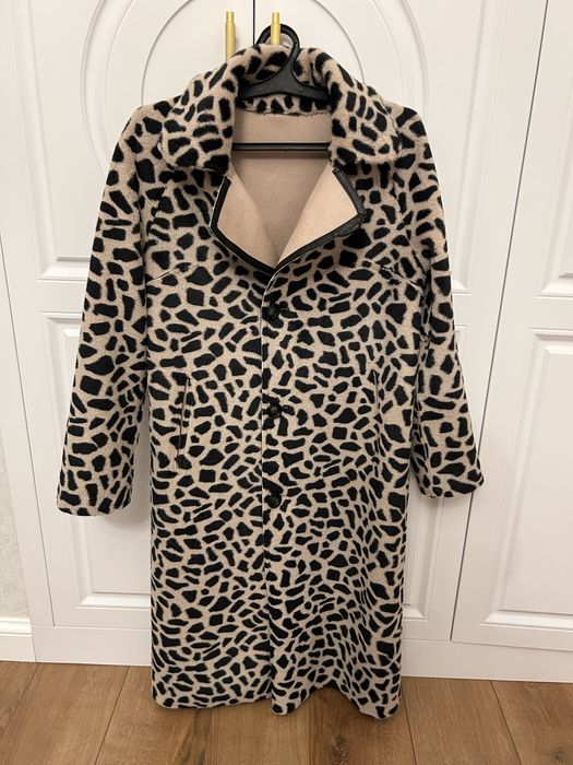 Продам новое пальто