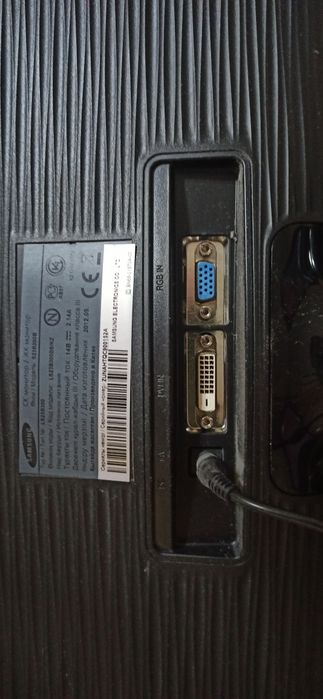 Монитор в хорошем состоянии