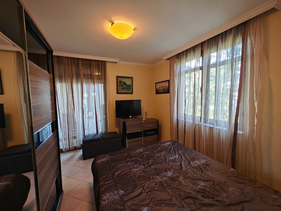 Продава се Тристаен апартамент в Созопол - 96 кв.м за 1652 €/кв.м - Снимка #10