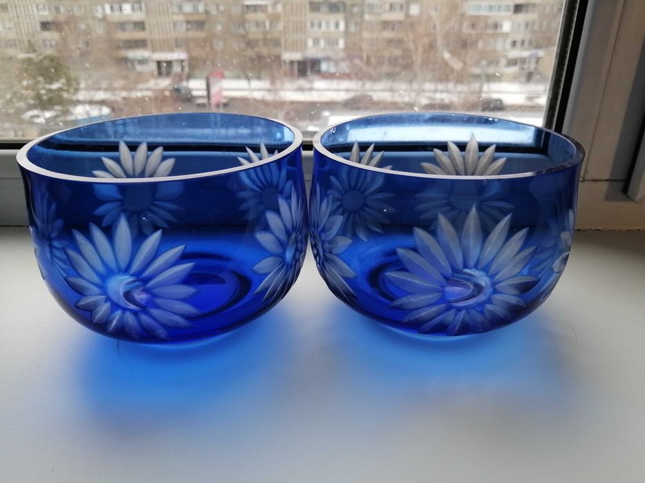 Вазочки для стола стеклянные.