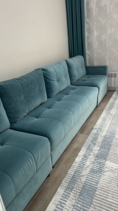 Продам диван в гостиную