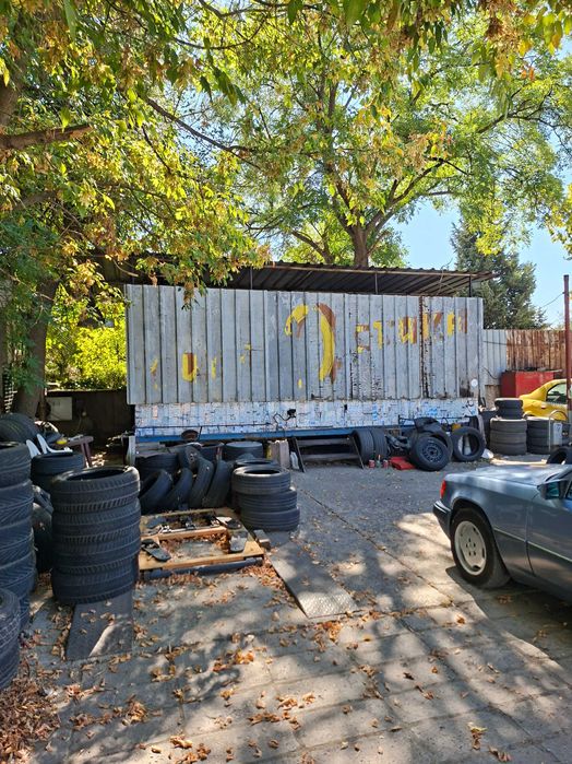 Продавам павилион работилница за авто гуми