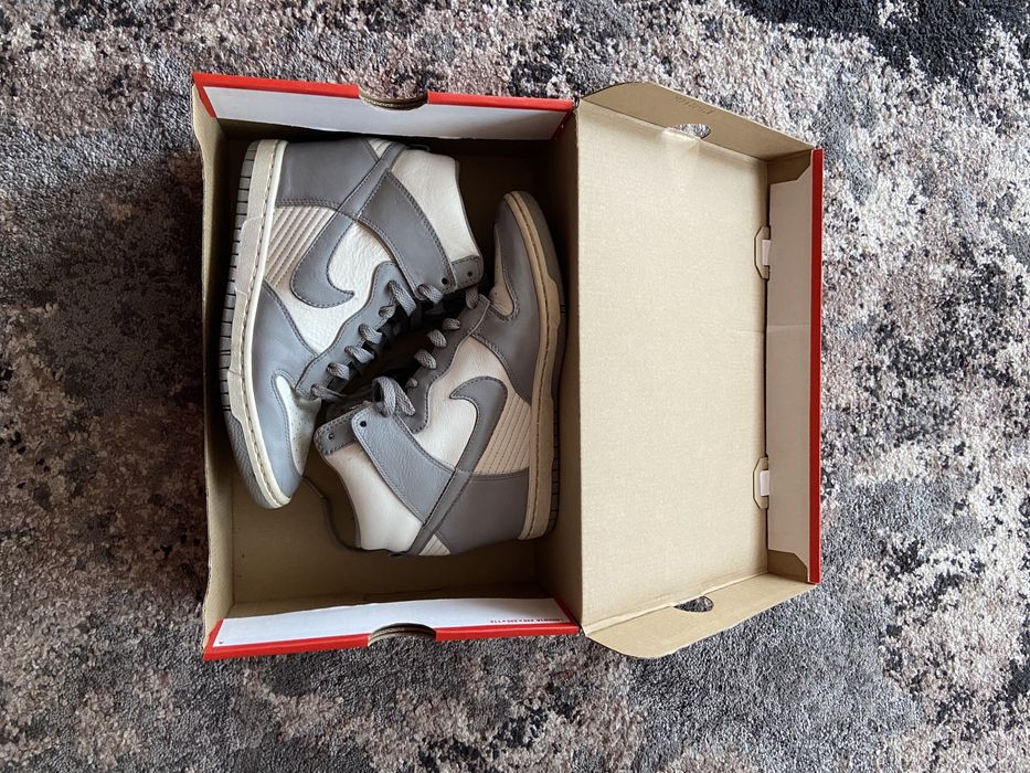 Vând nike dunk grey