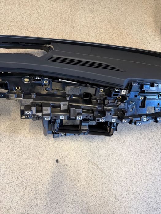 Plansa bord audi Q6 e-tron f8