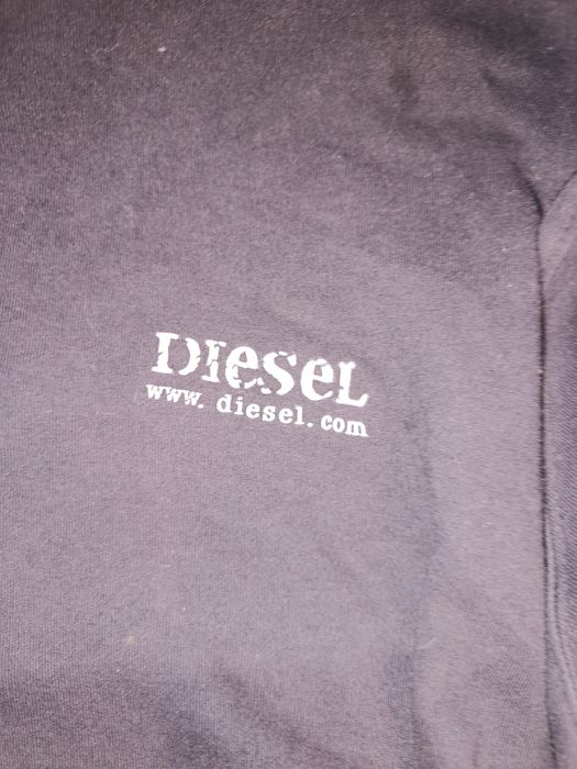 Продавам оригинална Тениска на Diesel