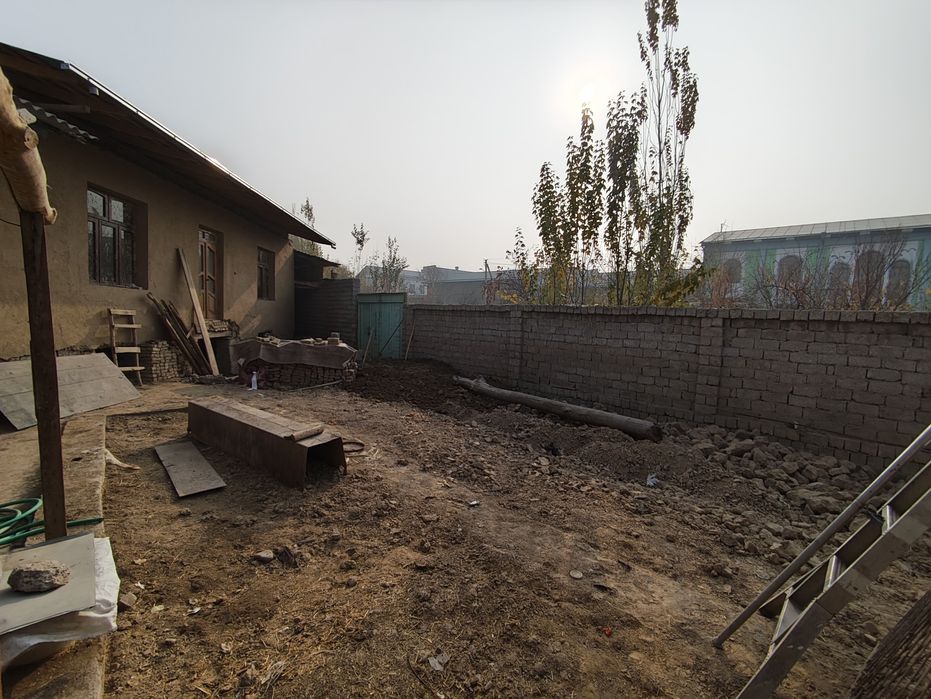 Uchtepa tuman kota qan mahallas uy sotlad yer narxda