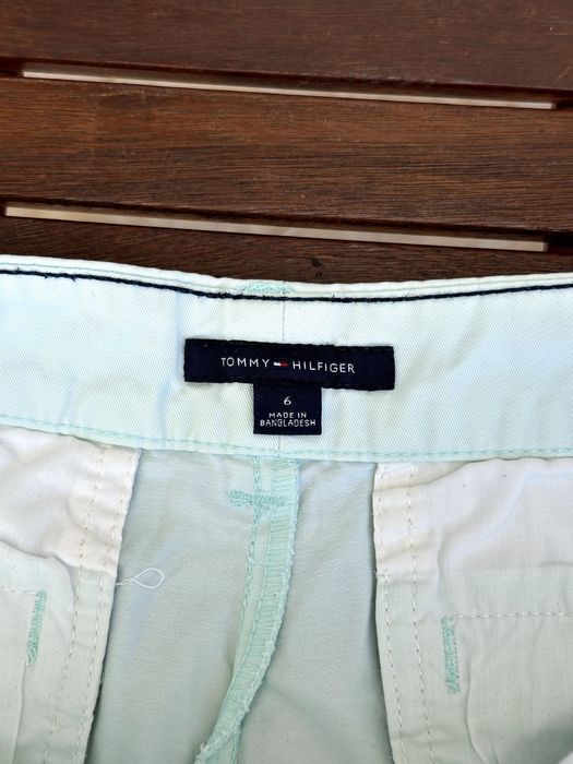 Дамски къси панталони Tommy Hilfiger - размер S/М (6), Отлично състояние