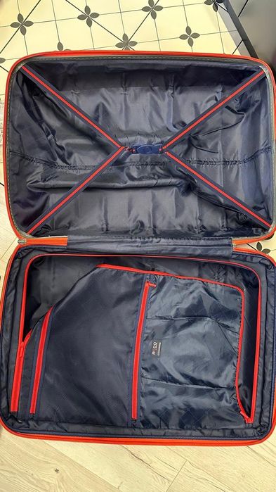 MODO чемодан                     .