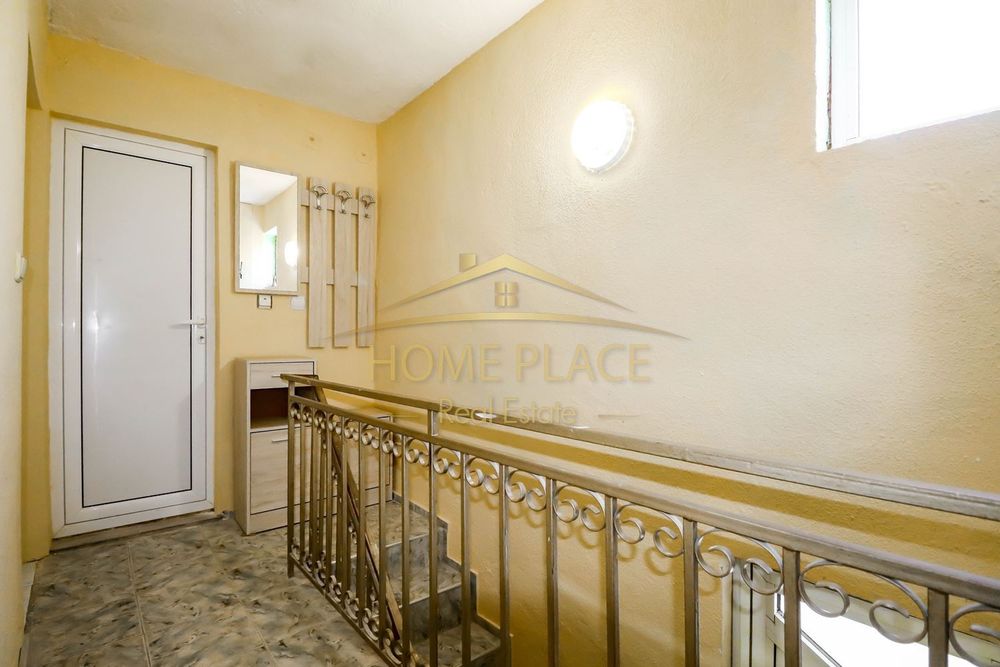 Дава се под наем Етаж от къща в Варна, Виница - 75 кв.м за 816 € - Снимка #9