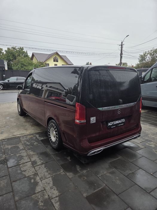 Mercedes V klasse Maybach dric funerar