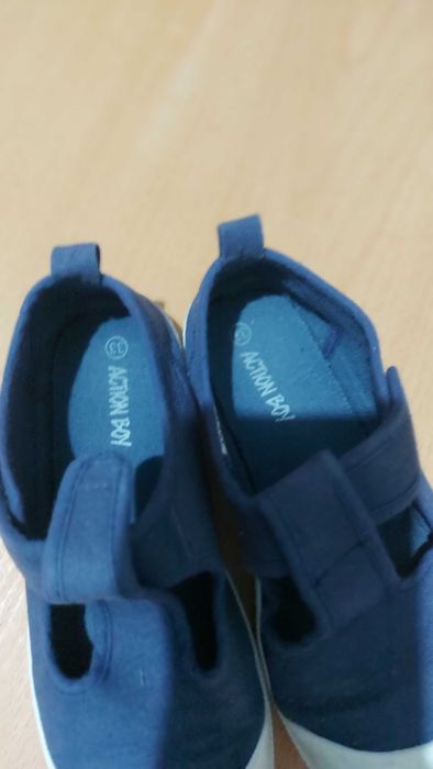 Обувки номер 33 за момче