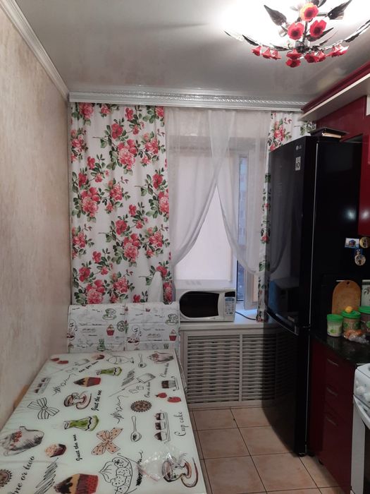 Продам стол 10 тыс